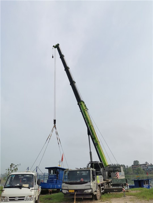 清新区桥梁建设吊装案例