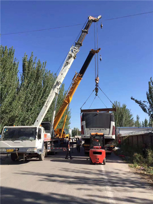 清新区港口集装箱搬运案例